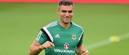 Nord-irlandezul Aaron Hughes, incert pentru meciul cu Romania